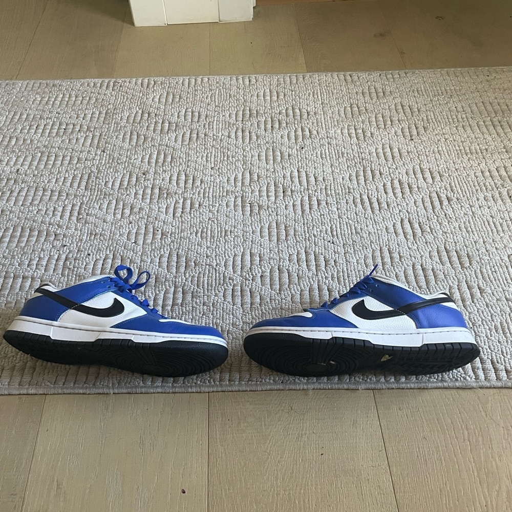 Nike dunks white and blue and black custom pair - Picture 3 of 5